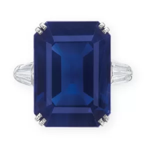 21.83 ct unheated sapphire from Kashmir of ‘royal blue’ colour mounted in ring sold at Christie’s in Hong Kong for ca. US$ 4.5 million in May 2023. Photo: Christie’s.