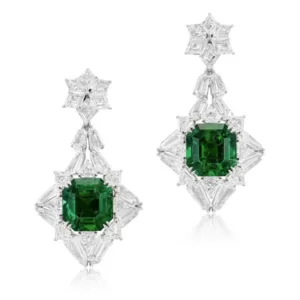 Pair of emerald and diamond pendent earrings with a pair of Colombian emeralds (8.89 ct each), sold for ca. US$ 1.3 million at Sotheby’s Hong Kong in April 2023. Photo: Sotheby’s.