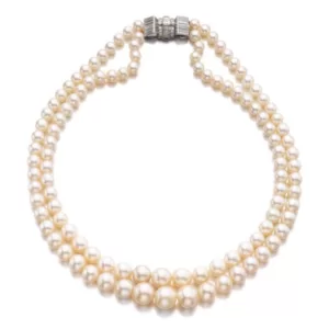 Two-row saltwater natural pearl necklace (5.85 to 11.85mm), sold for ca. US$ 1.1 million at Sotheby’s Geneva in May 2023. Photo: Sotheby’s.